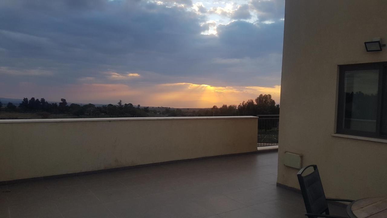 קשת לכנרת Apartamento Exterior foto
